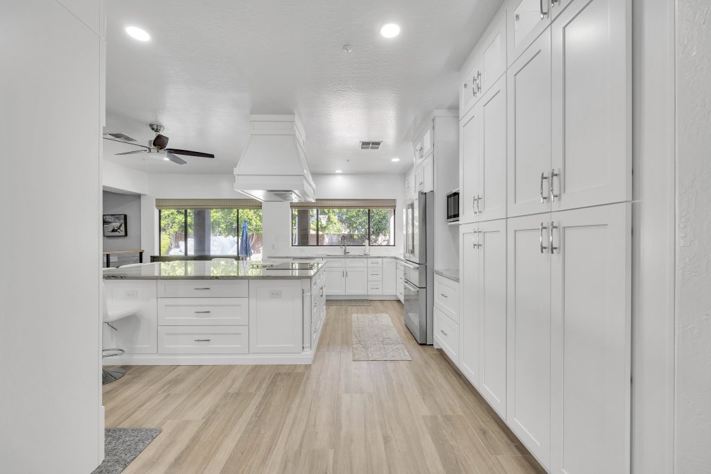 Contemporary kitchen with quartz countertops
