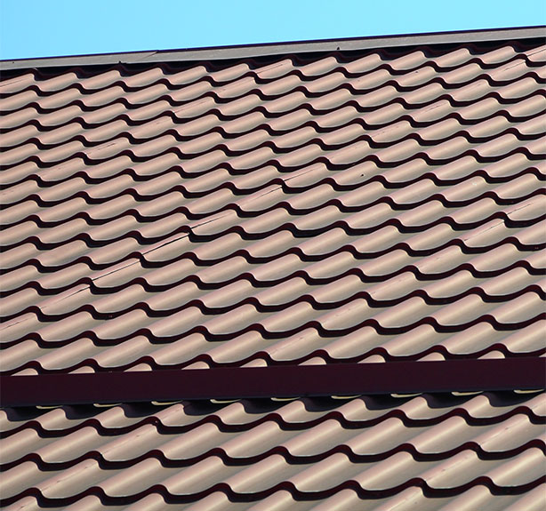 Residential roofing service installation